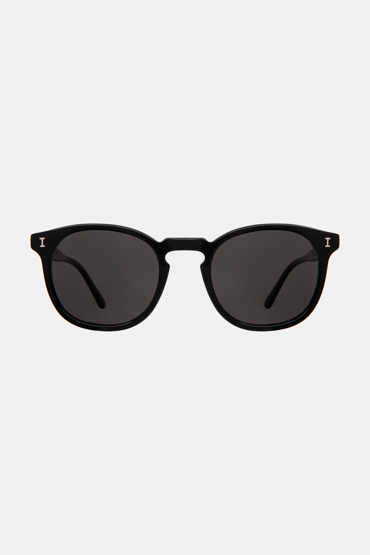 Illesteva Eldridge Classic Black Sunglasses. Matte black. New. With case & cloth 719870_1749121785269.jpg main image 4