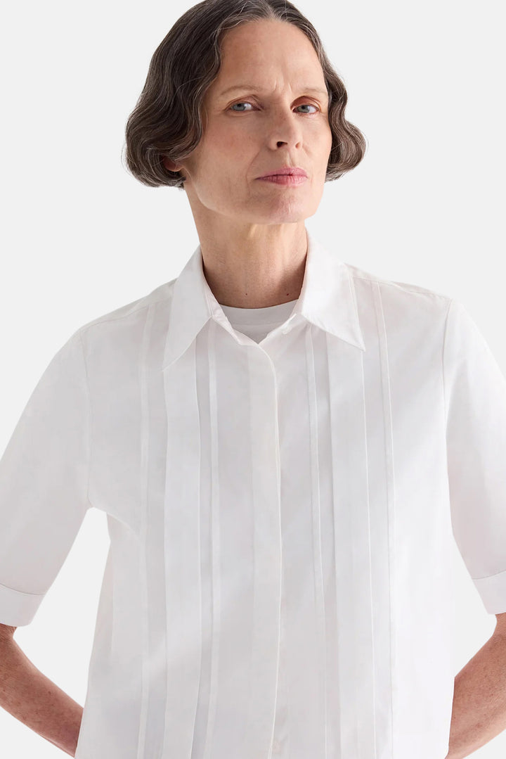 Short Lived Shirt w/ Pleated Placket in Super Compact Poplin White