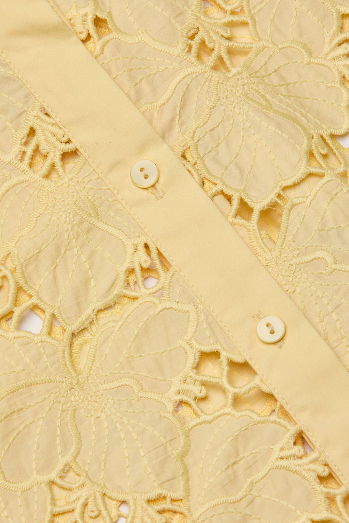 Seychelle Cropped Eyelet Blouse Lemon Sorbet