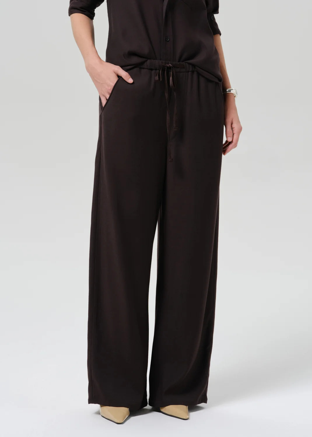 Aurora Pull On in Brown