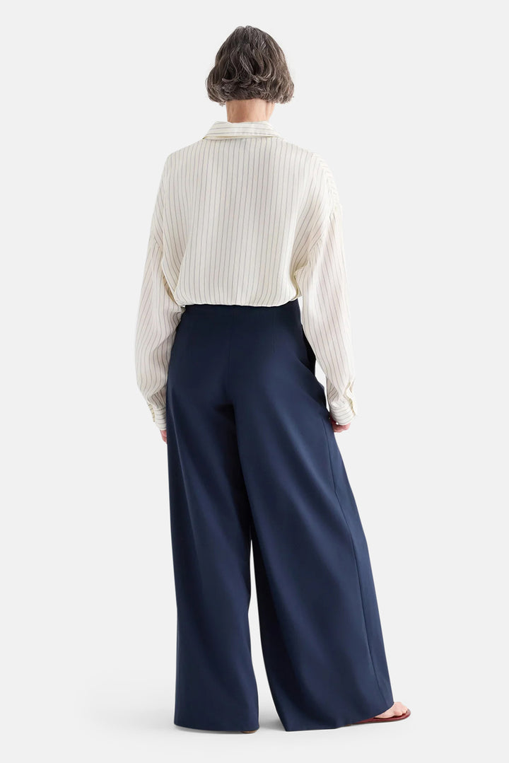Drew Pant in Ultrafine Twill Suiting Blueberry