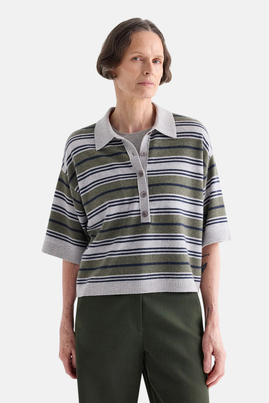 SS Polo Sweater with Stripes in Italian Cashmere Moss/Night Sky/ Light Heather Grey
