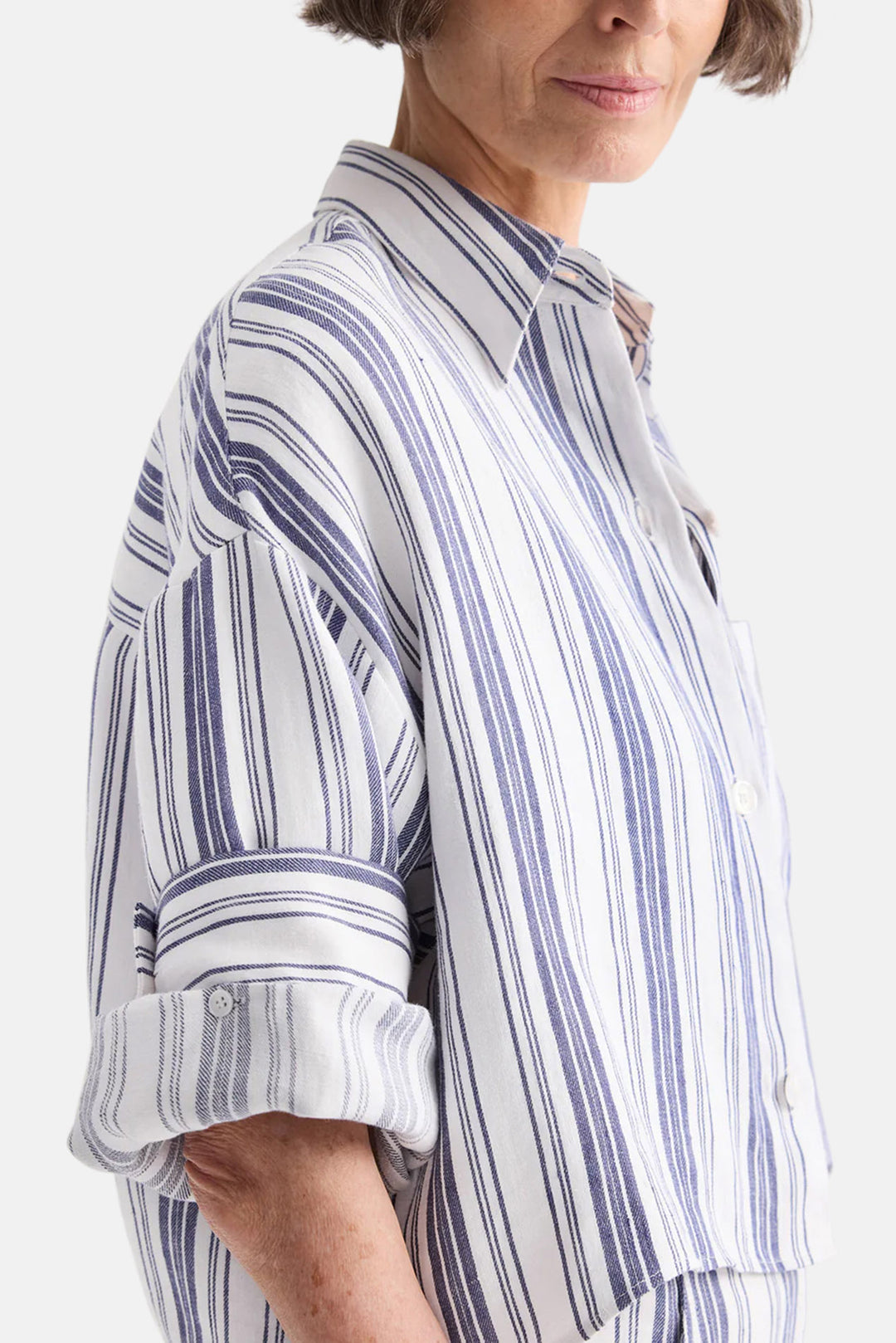 Next Ex Shirt in Linen Ivory / Navy