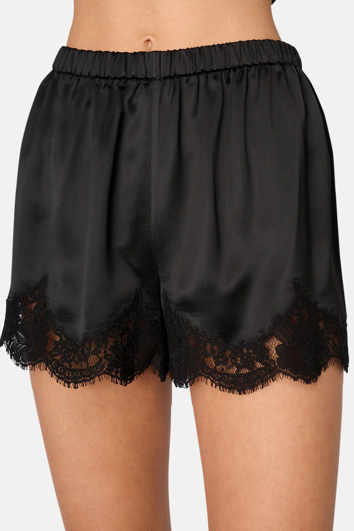 Anora Short Black