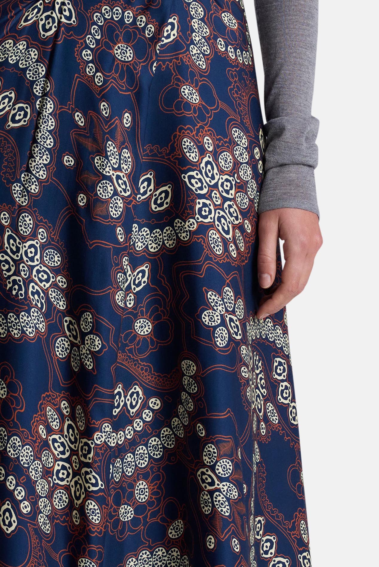 ARTS&SCIENCE skirt navy 花柄 cn60438864.jpg