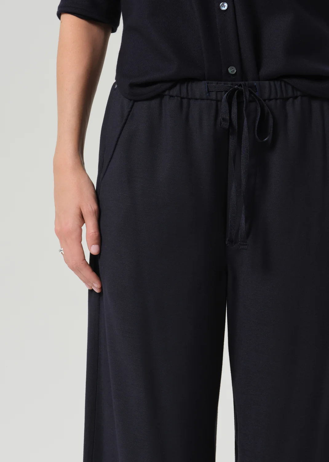 Aurora Pull On in Navy