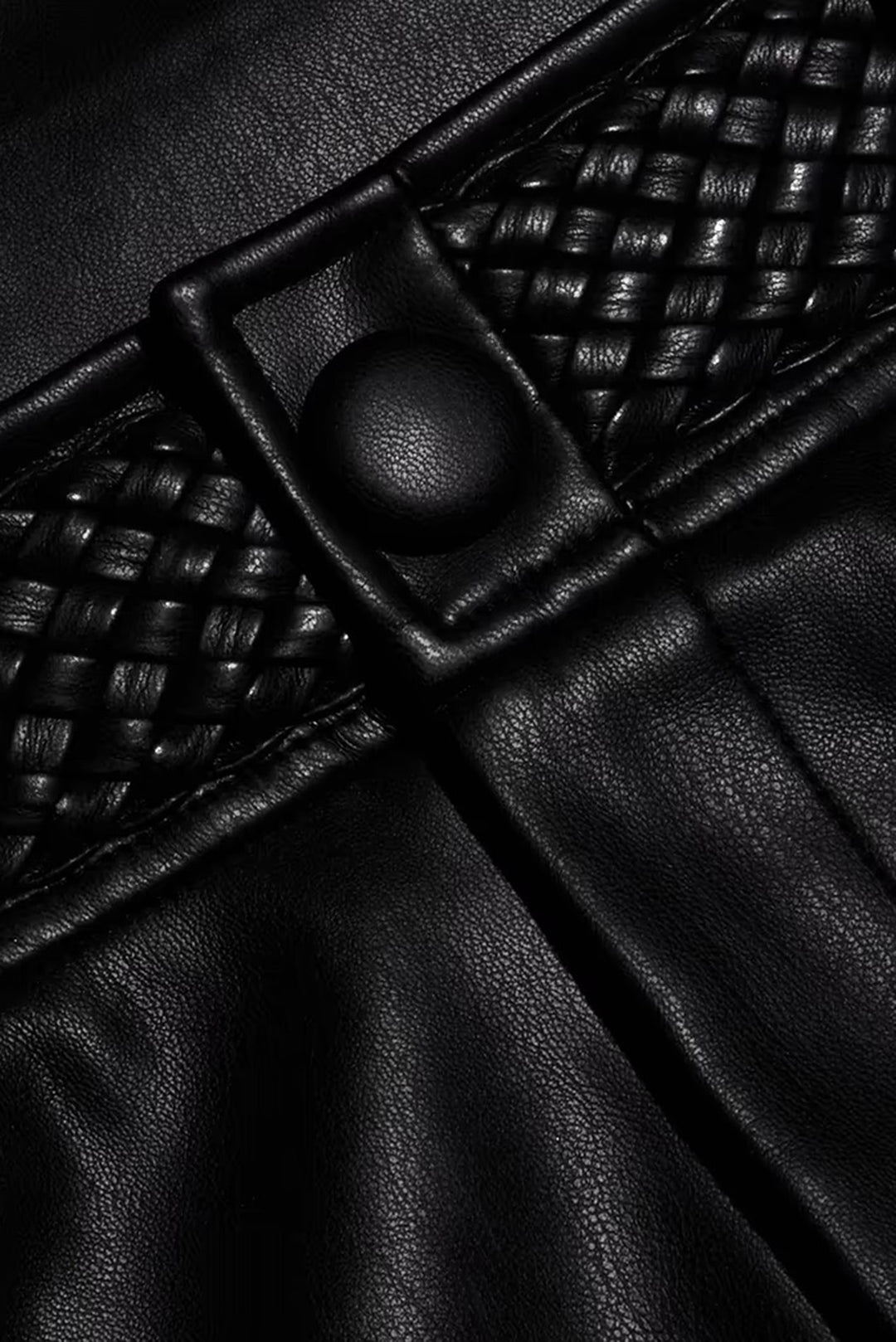 Virelle Short Black
