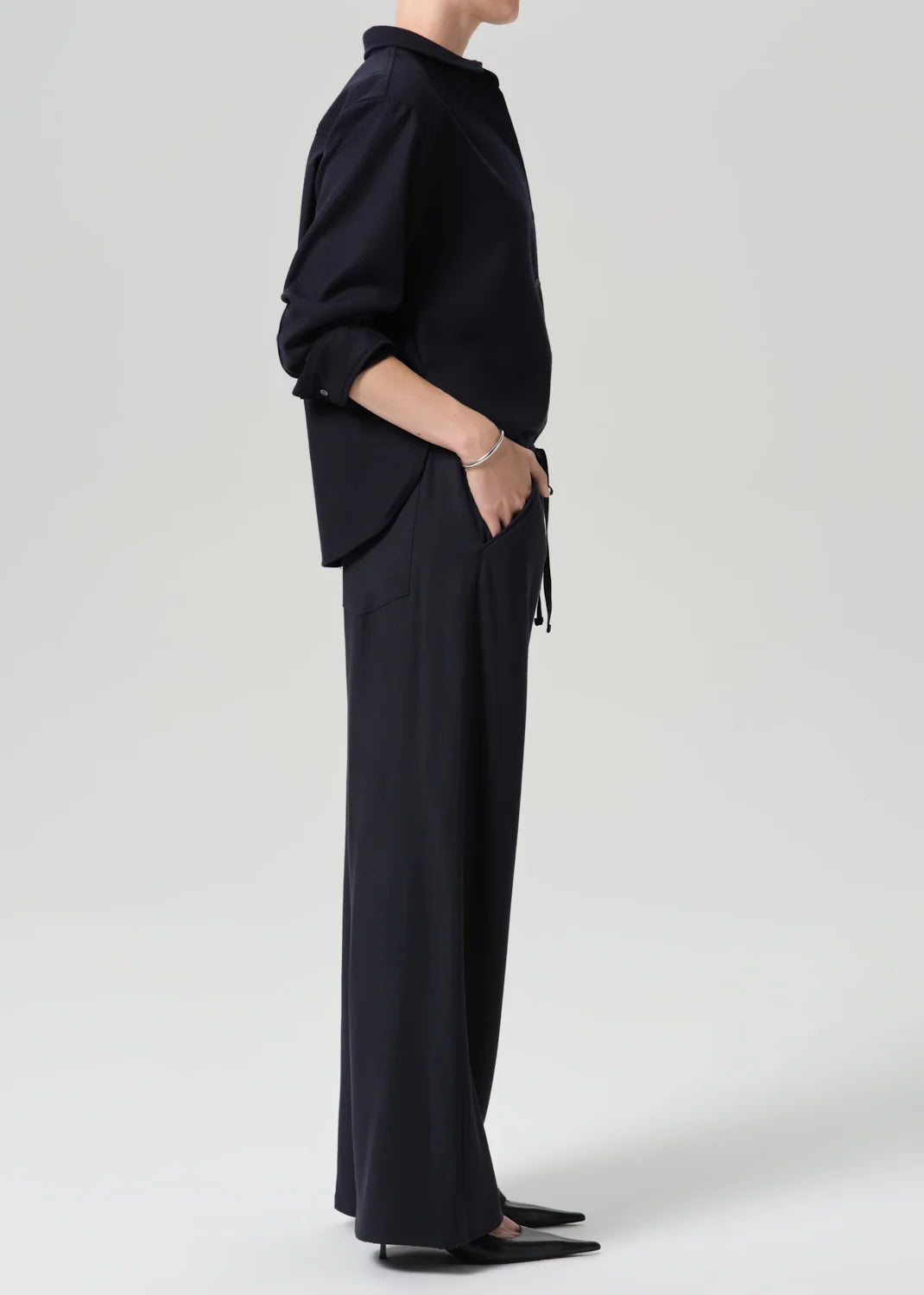Aurora Pull On in Navy