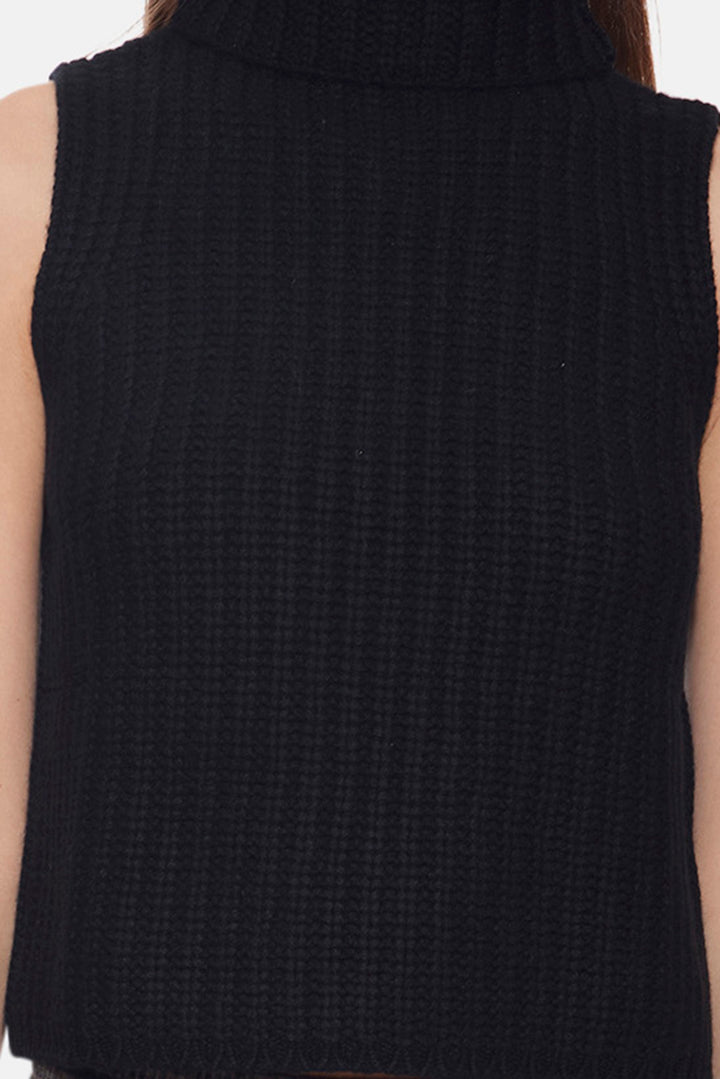 Maya Cashmere Sleeveless Turtleneck Black