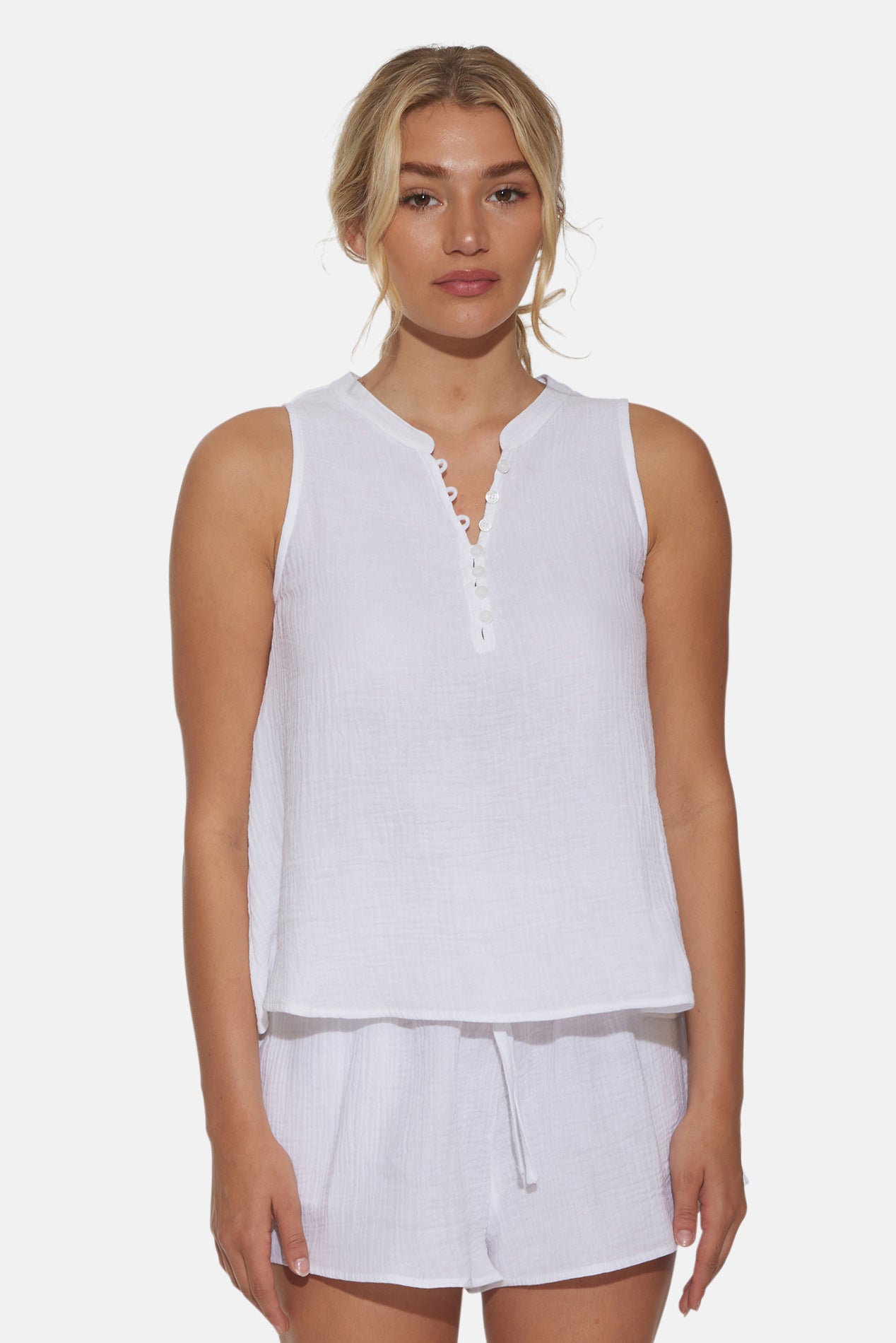 efu EATHER SLEEVELESS TOP ホワイトF 1GEMOFFWHITE.jpg?v=1765887003