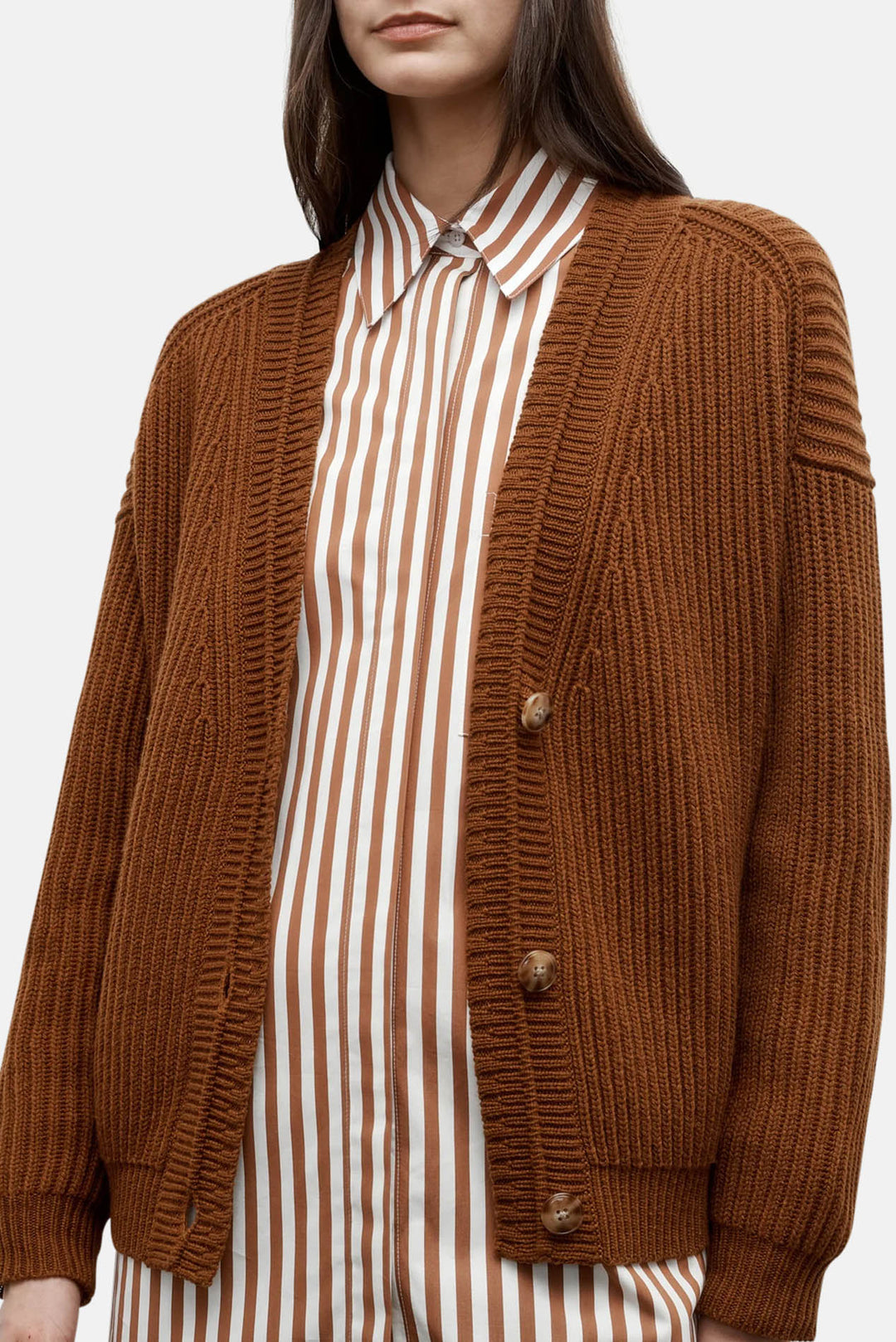 Cardi In Ribbed Cashmere Nut Brittle