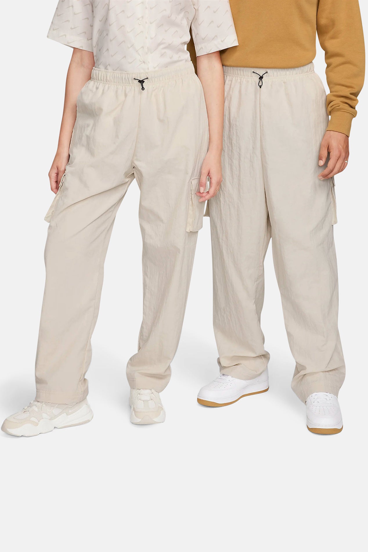 Nike Essential LT Pant Orewood Brown/Sail – blueandcream