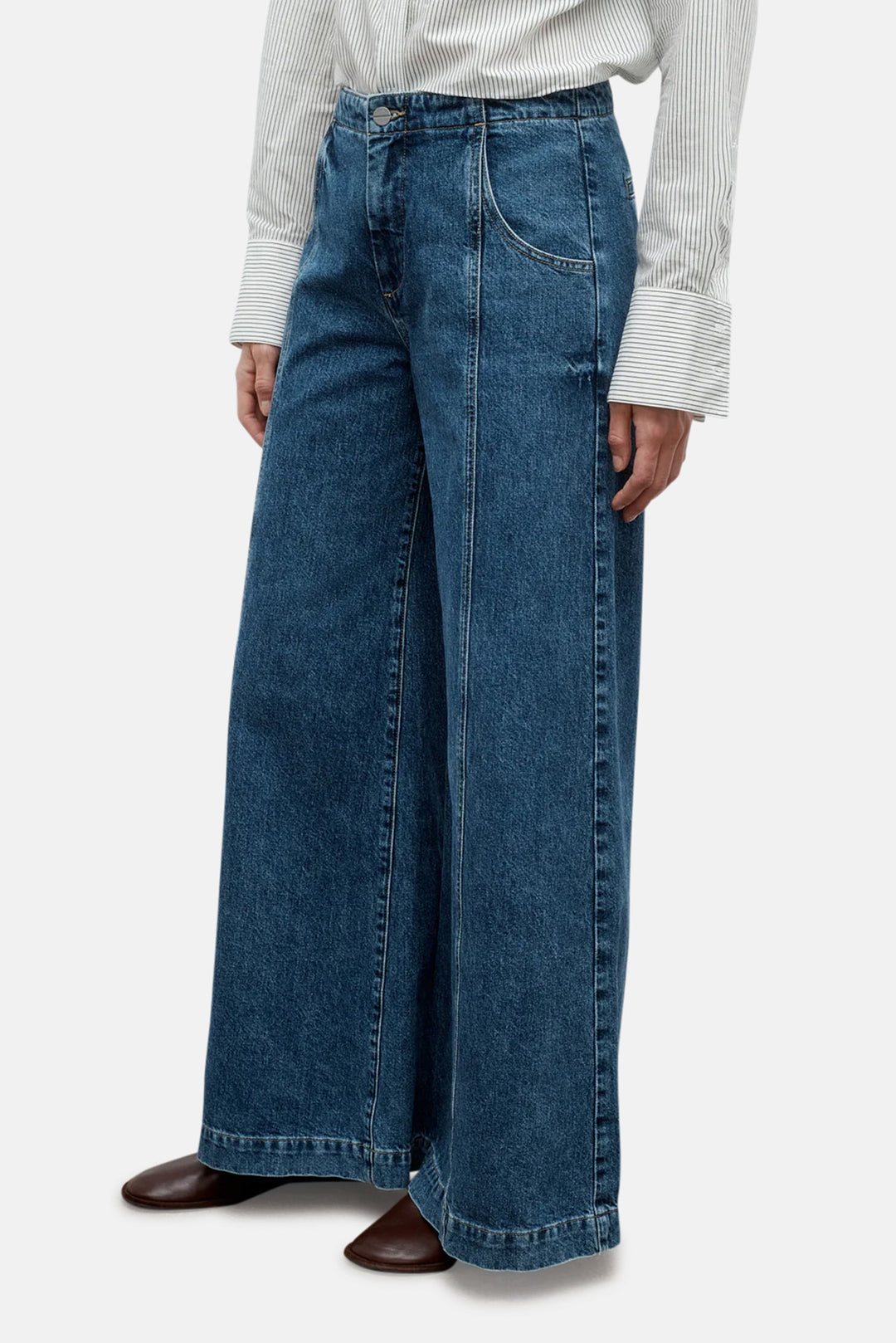 Dancing in the Dark Jean in Paris