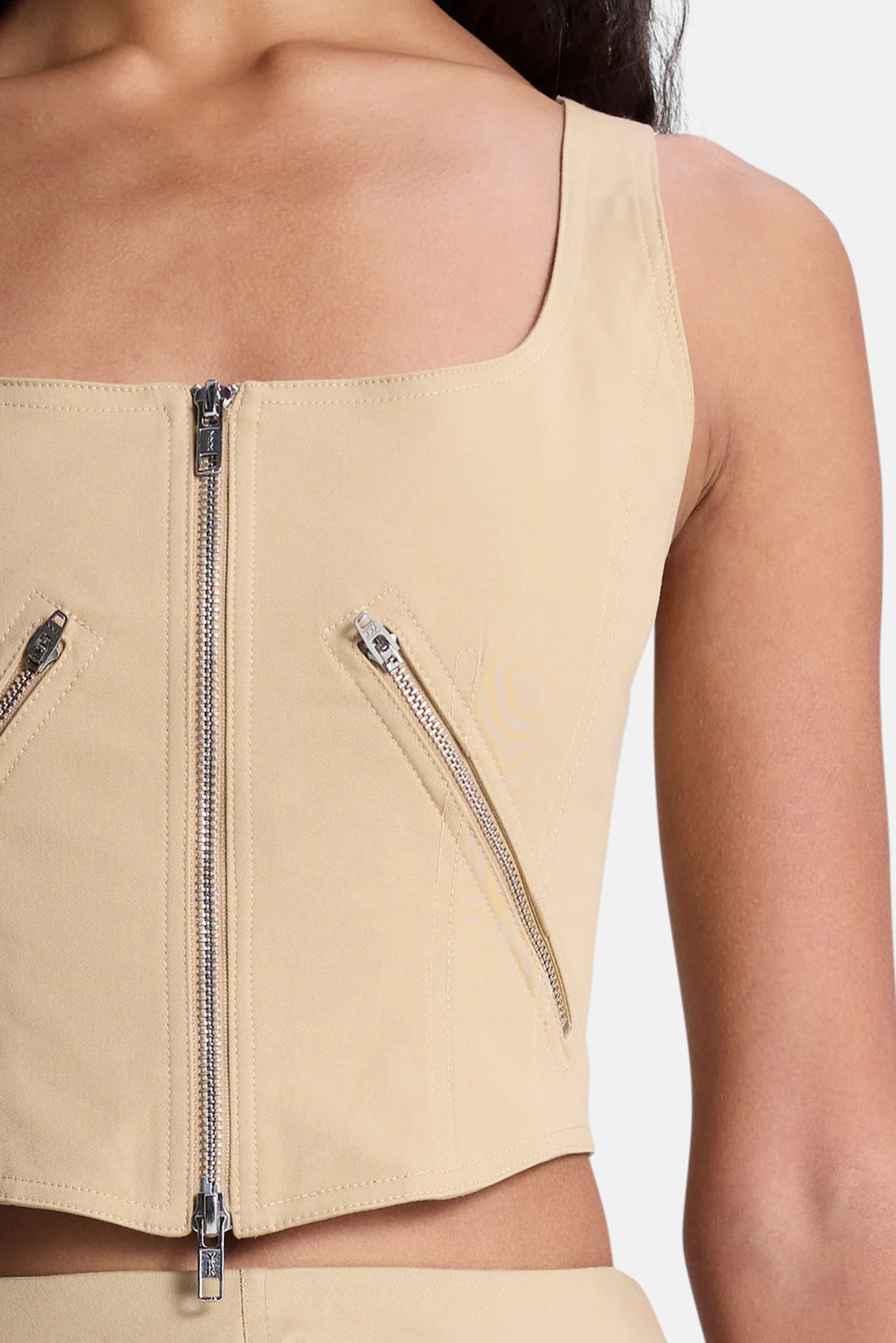 Dea Utility Zip Crop Tank Desert Beige