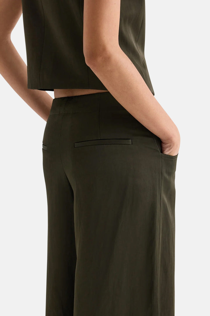 Demie Pant in Coated Viscose Linen Rosen