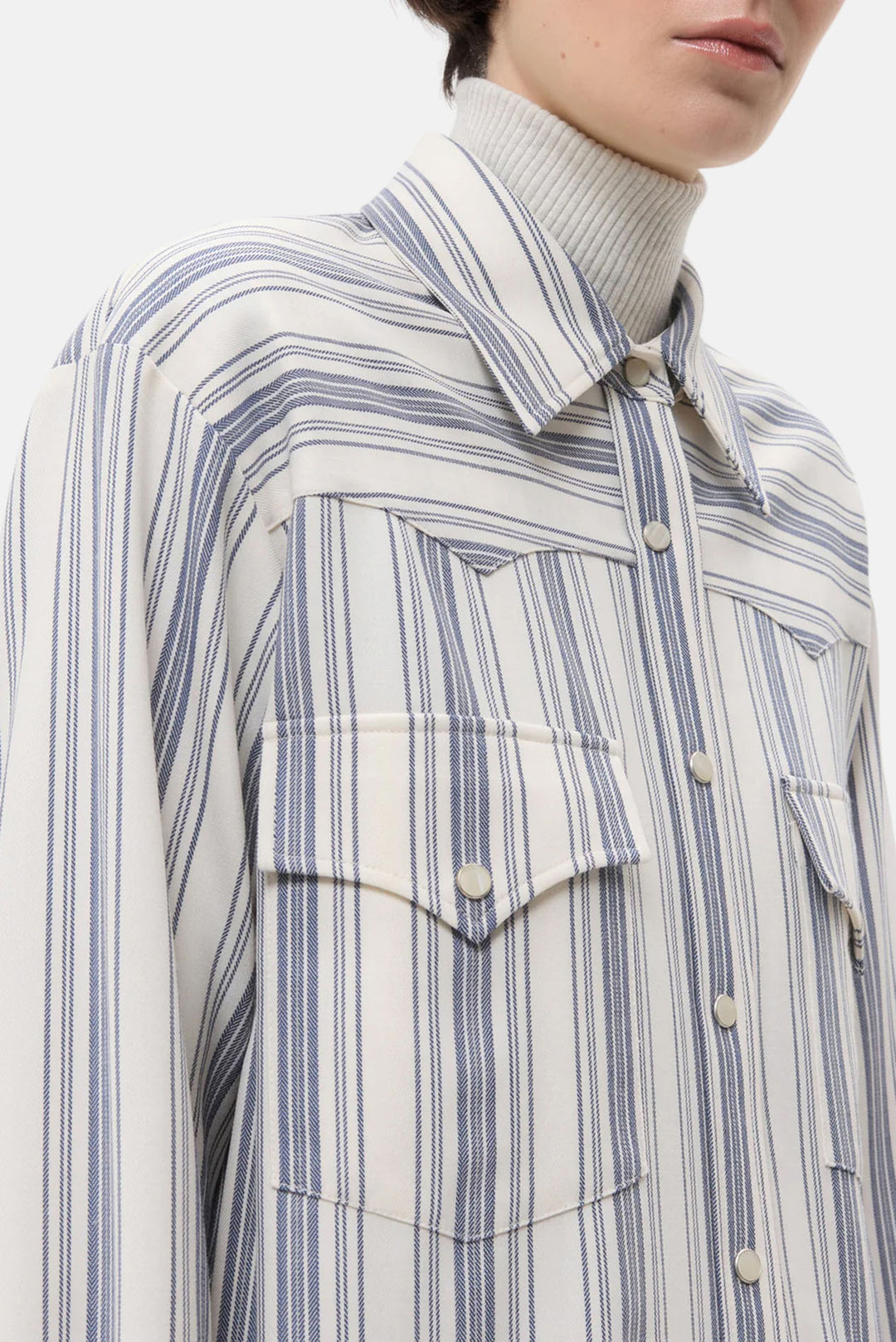 Dutton Shirt in White/Navy