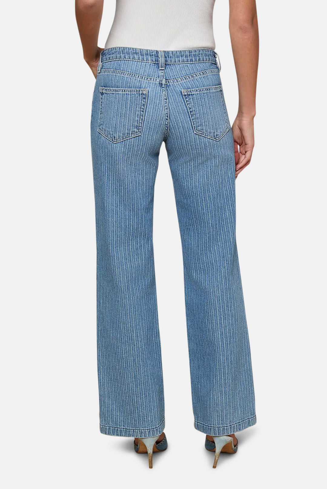 Joanne Low-Rise Wide-Leg Jean Carmel