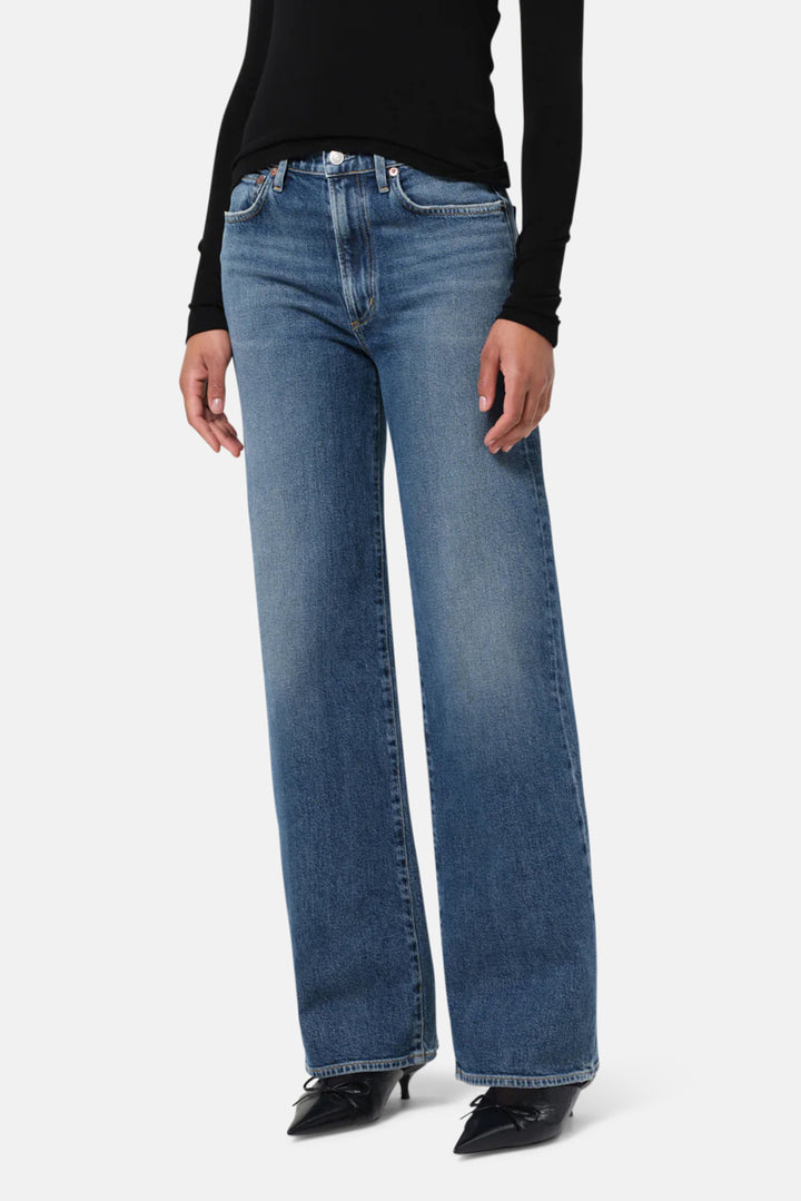 Harper Straight Jean (Stretch) in Enroll