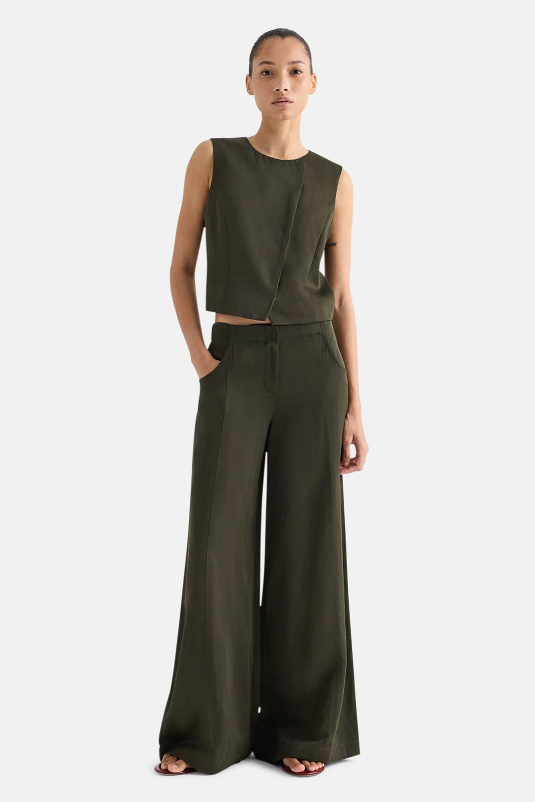 High Neck Hidden Placket Vest in Coated Viscose Linen Rosen