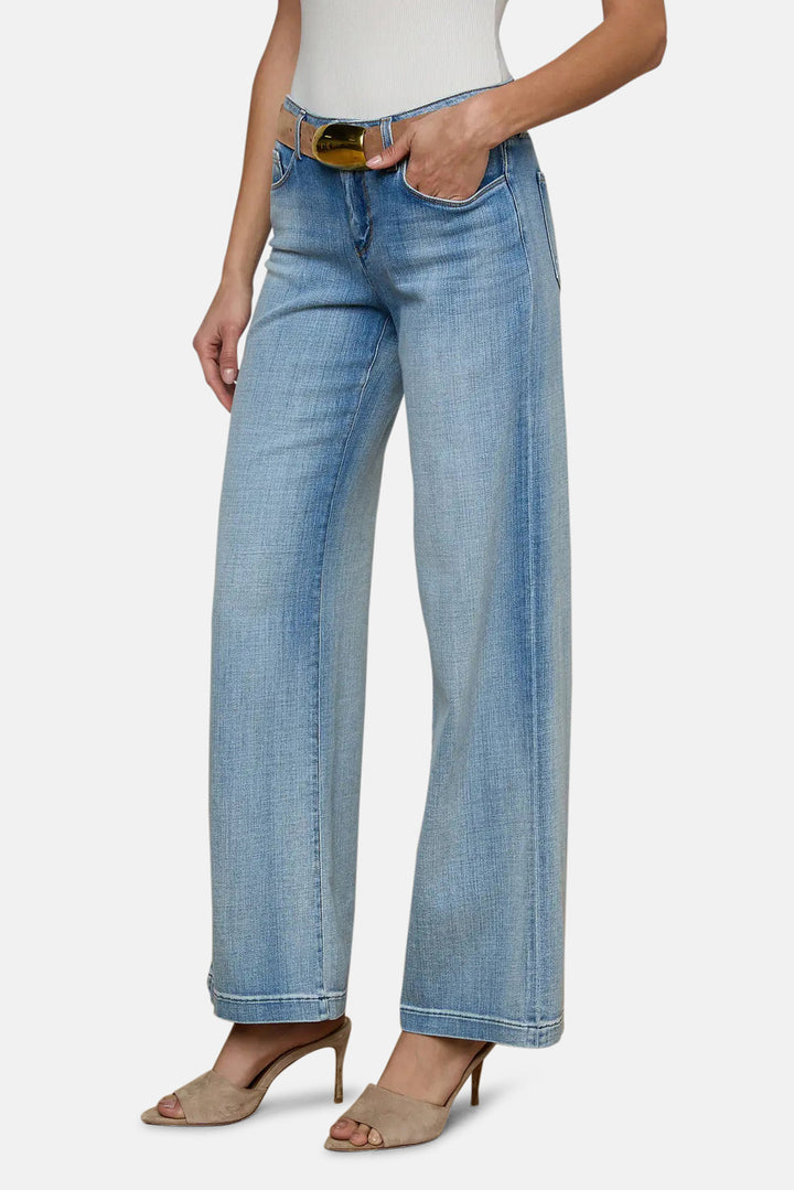Joanne Low-Rise Wide-Leg Jean Dry Ice