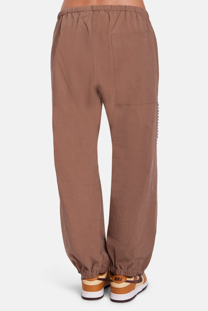 Justine Parachute Pant Studded Brown