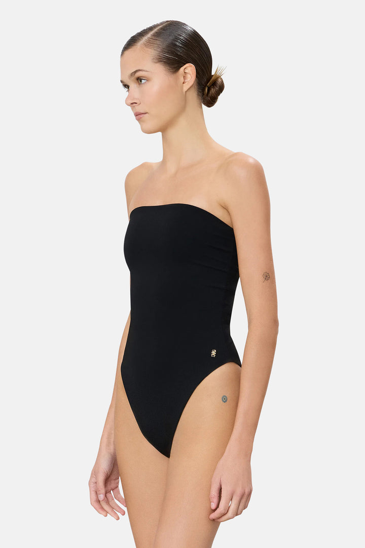 Kaia One Piece Black