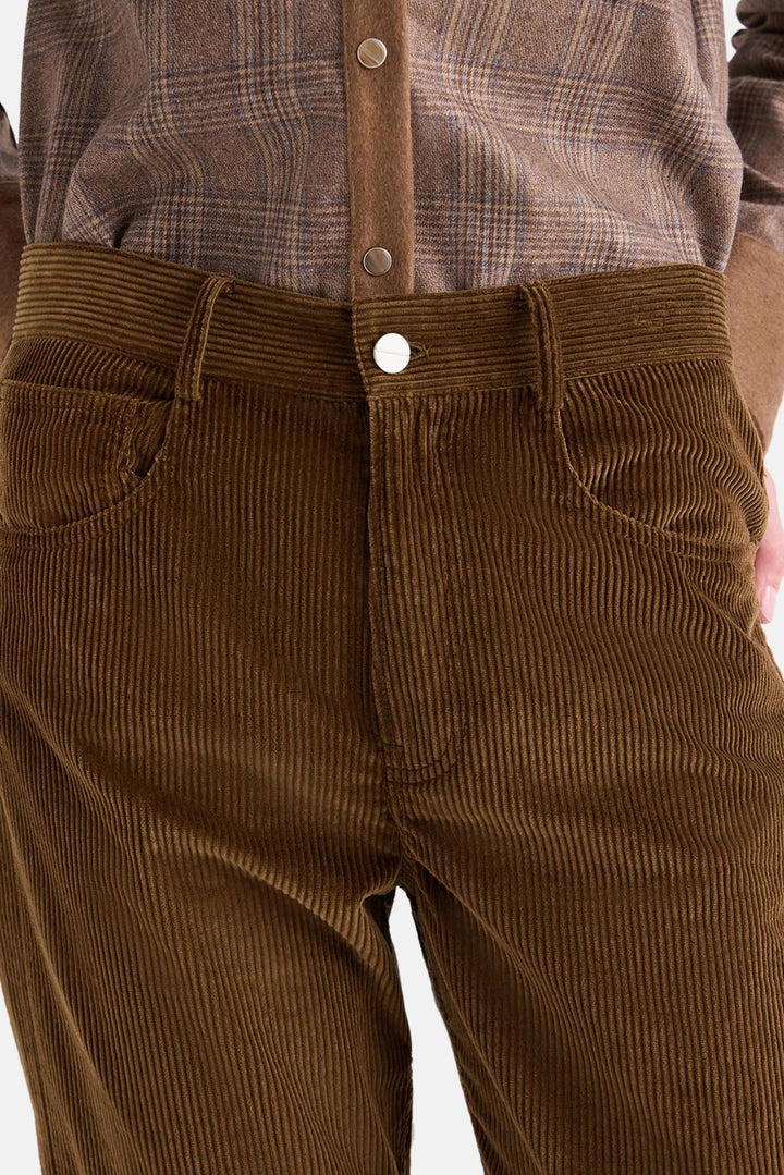 Kent St Corduroy Pant in Pinecone