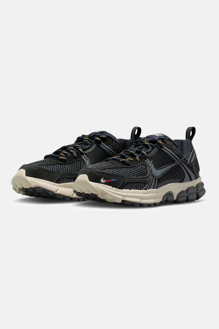 Kid's Vomero 5 ' 'Black/Burgundy Crush' (GS)