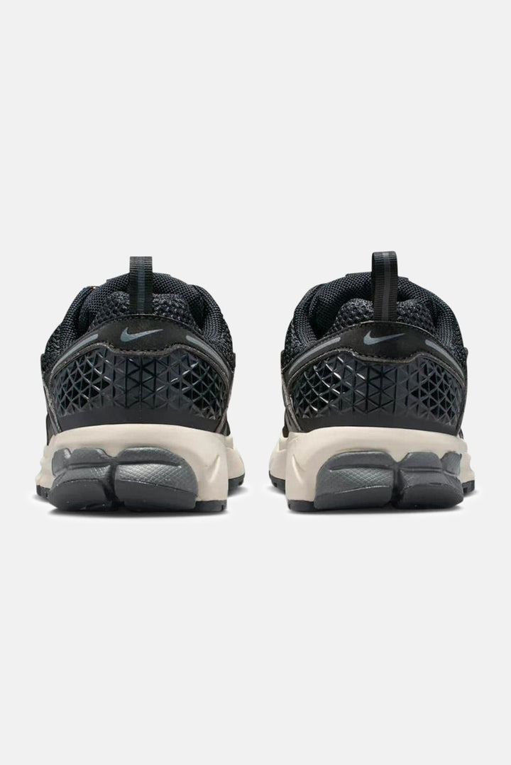 Kid's Vomero 5 ' 'Black/Burgundy Crush' (GS)