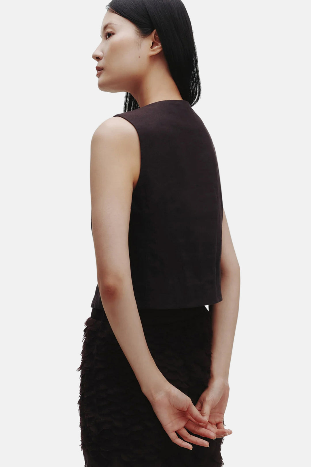 Kikis Linen Vest in Dark Chocolate