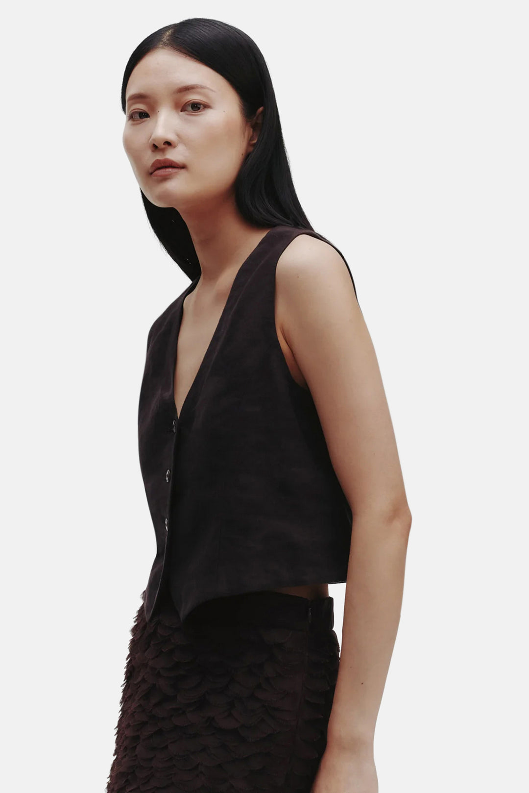 Kikis Linen Vest in Dark Chocolate