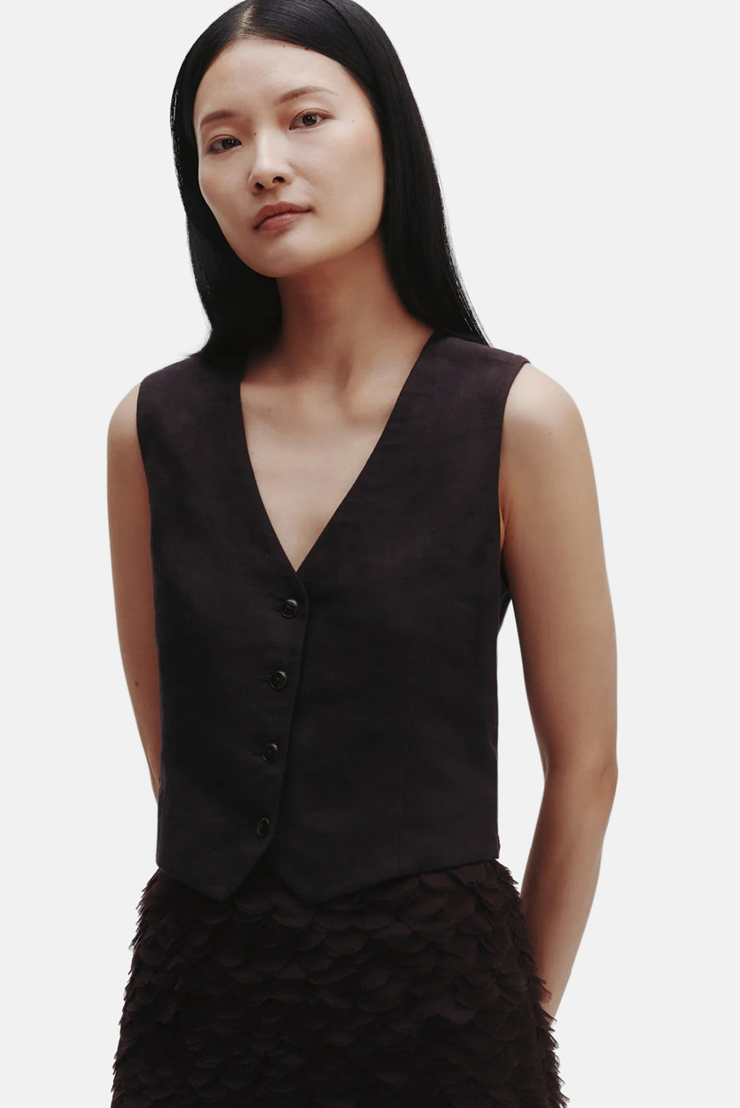 Kikis Linen Vest in Dark Chocolate