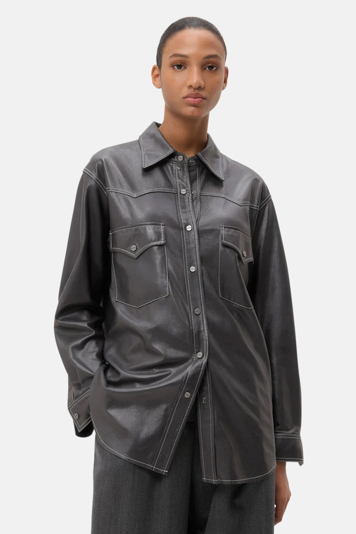 Leather Dutton in Urban Chic