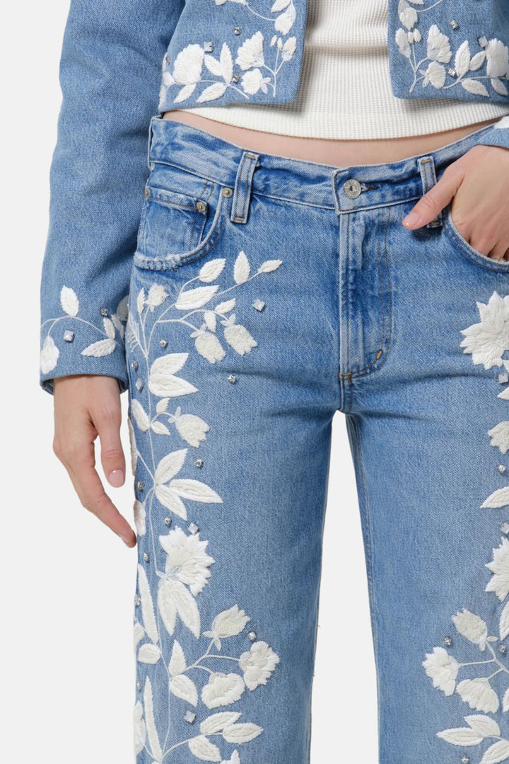 Lindz Easy Straight with Floral Emb in Cupid