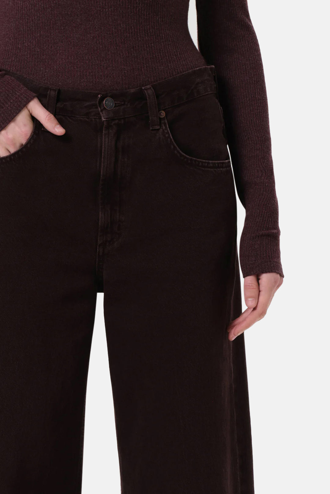 Low Curve Jean in Sloe Berry