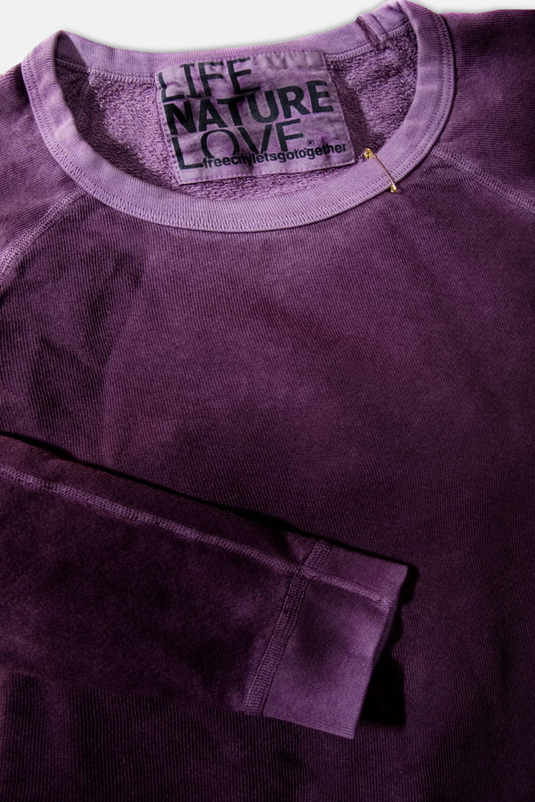 Lucky Rabbit Sweatshirt - Eggplant