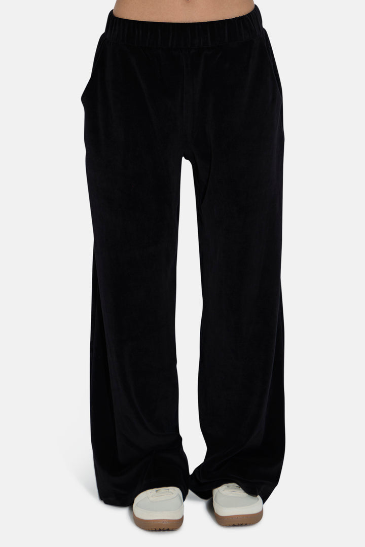 Mari Velour Pant Black