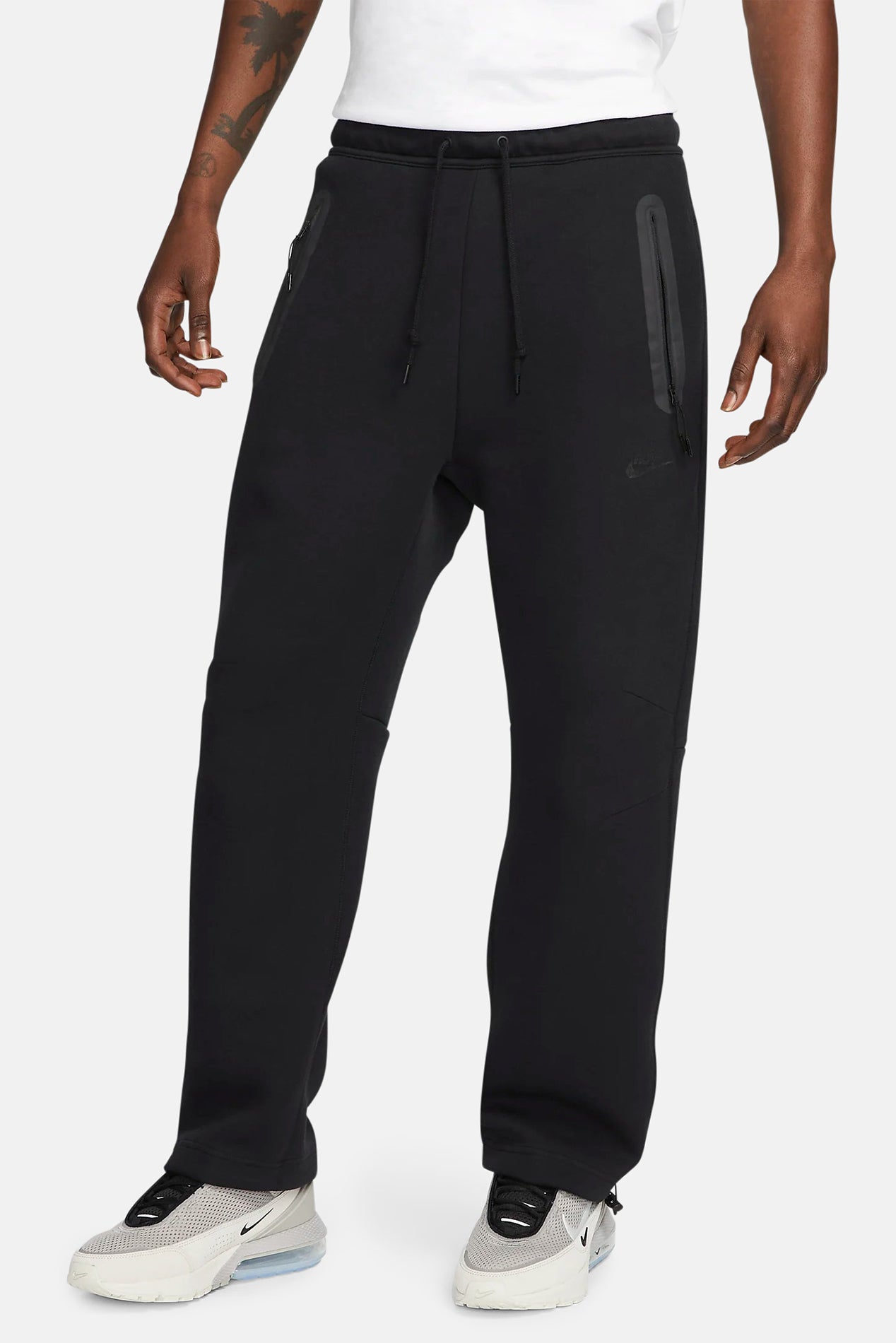 nike closed bottom sweatpants