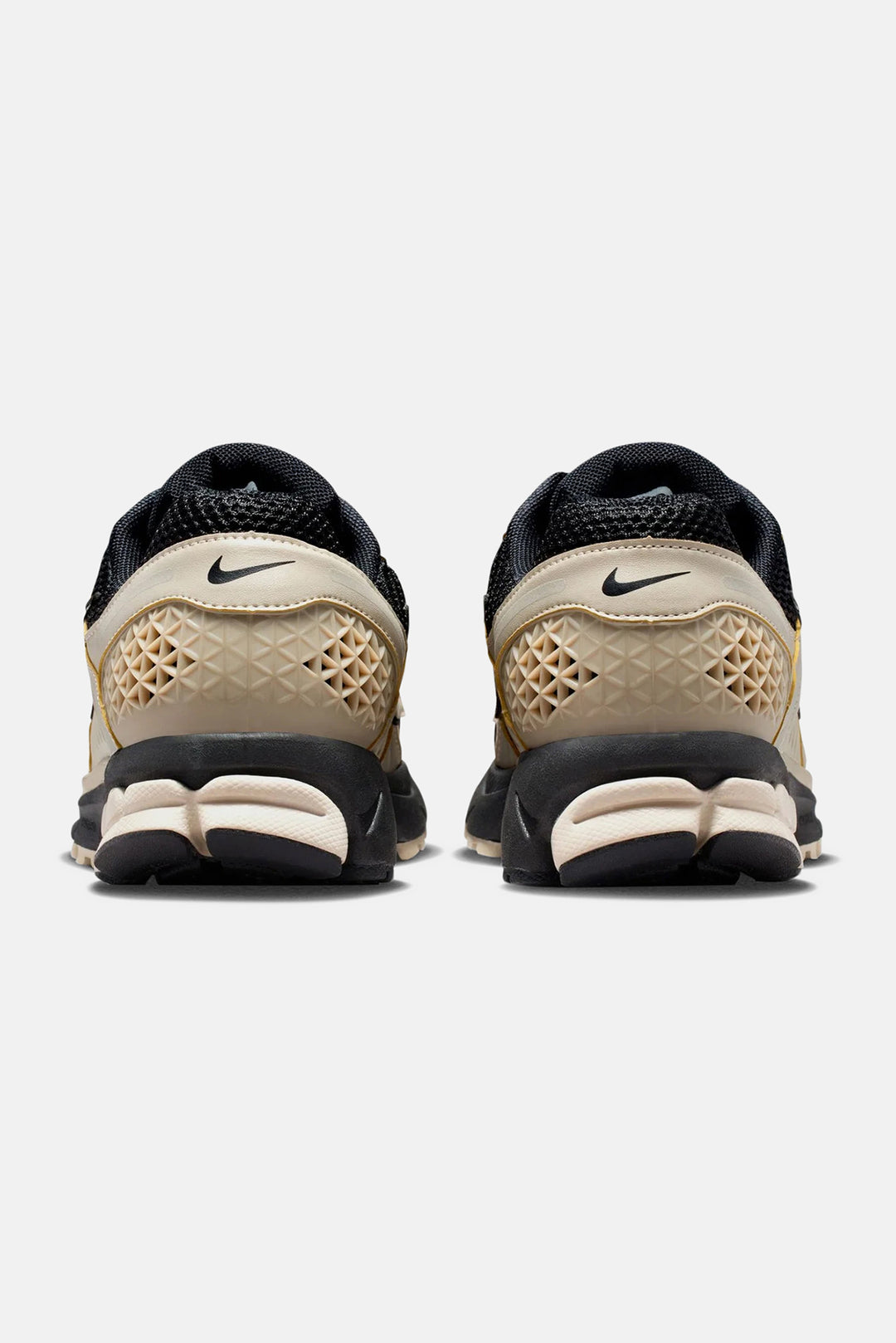 Men's Zoom Vomero 5 'Cream & Black'