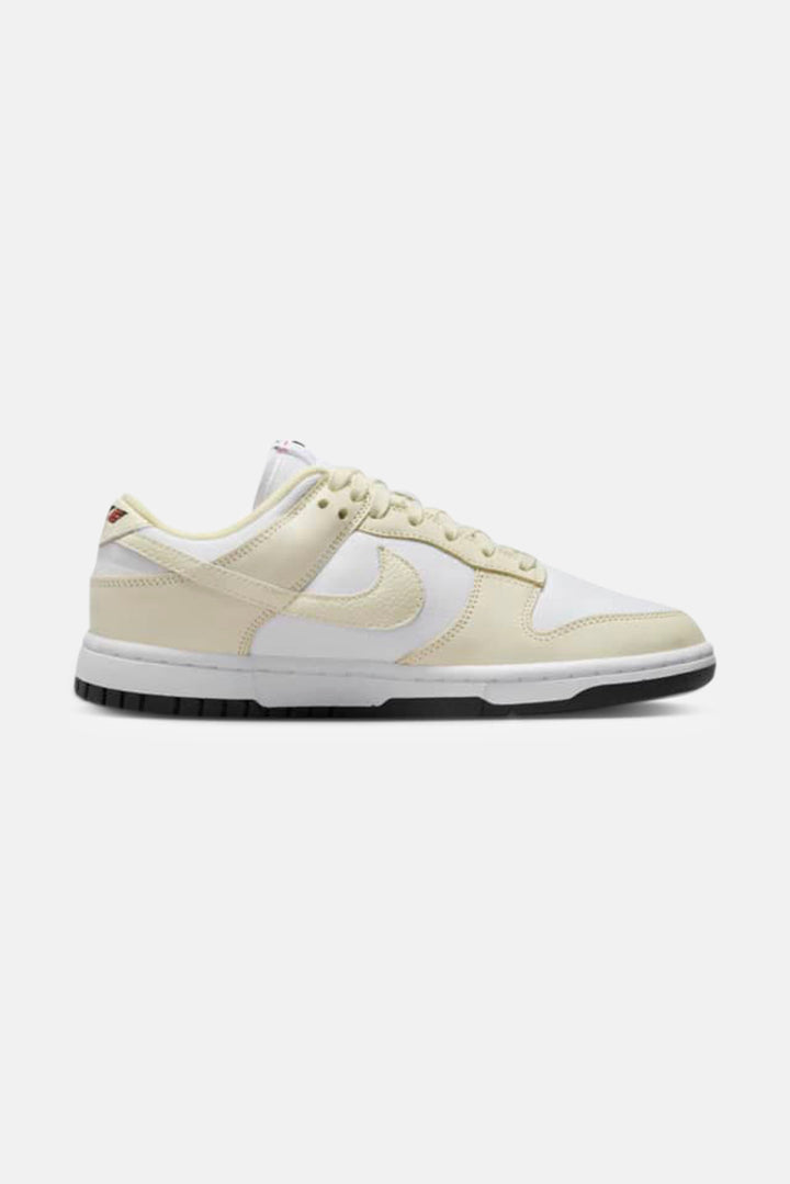 Women's Dunk Low White/Coconut Milk