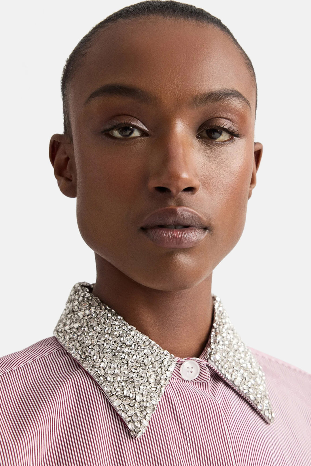 Next Ex Shirt w/ Crystal Collar in White/Wine