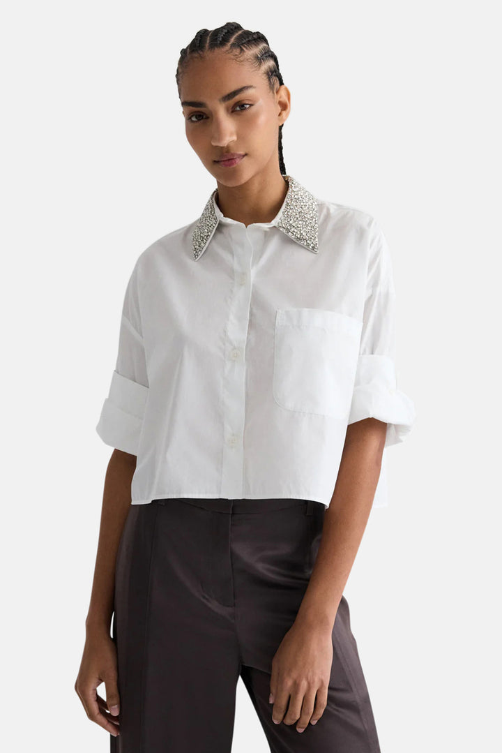 Next Ex With Crystal Collar in Cotton Poplin White
