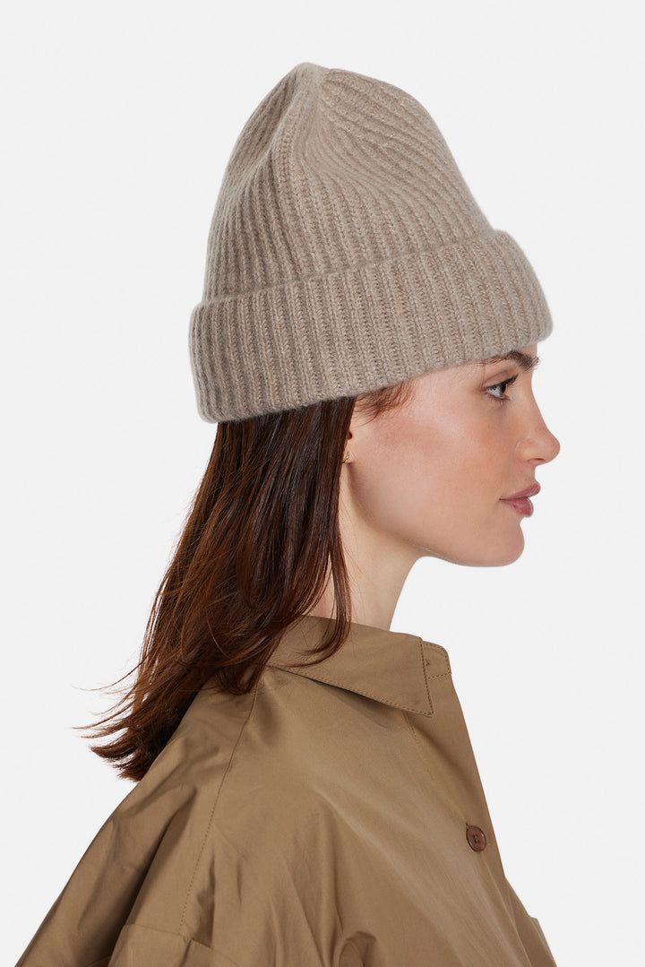 Cashmere Cuff Beanie Sand
