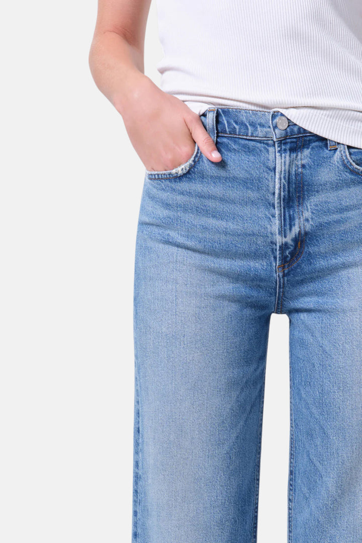 Ren Jean (Weightless Stretch) In Measure