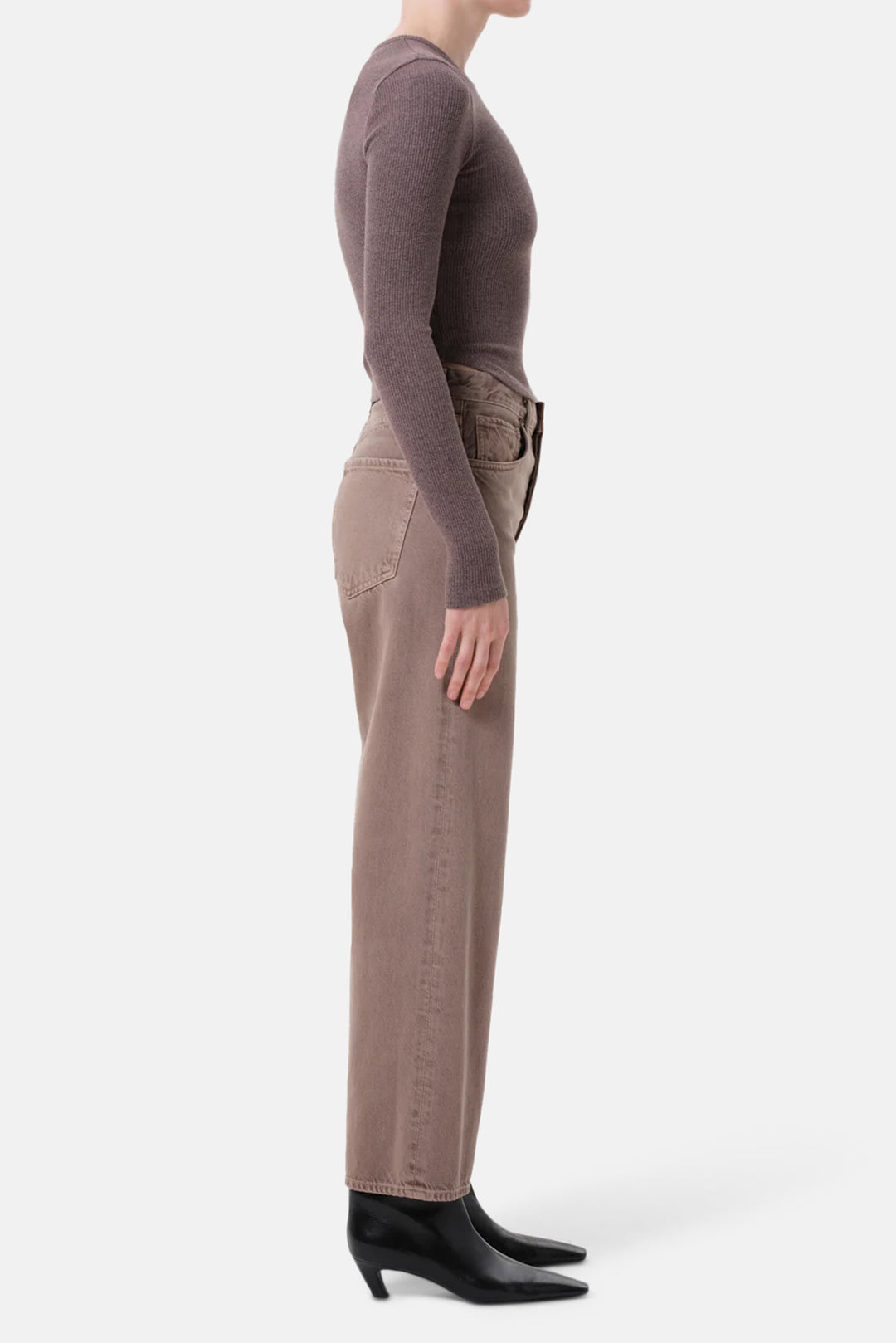 Ren Jean in Ceramic