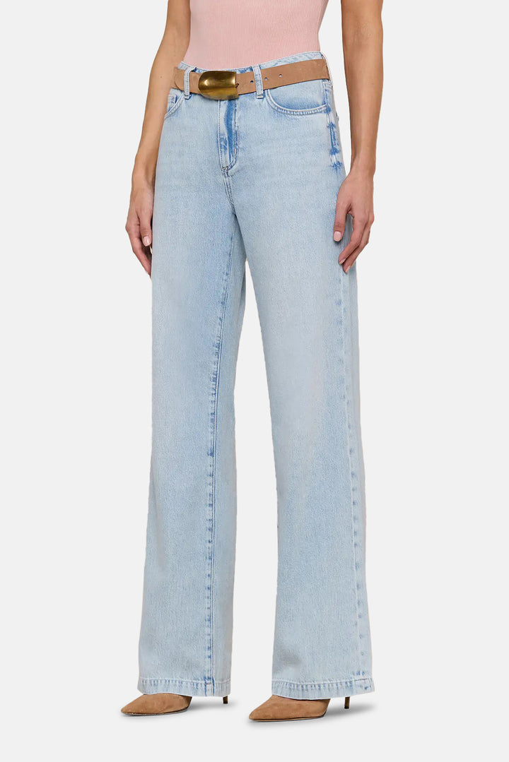 Scottie Wide-Leg Jean Lago