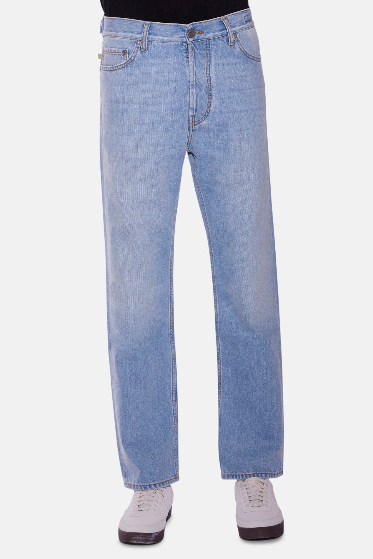 JACOB COHEN ストレッチデニム ライトブルー　size38 春先から活躍しそうなライトブルーデニム | JACOB COHEN | 大丸神戸店