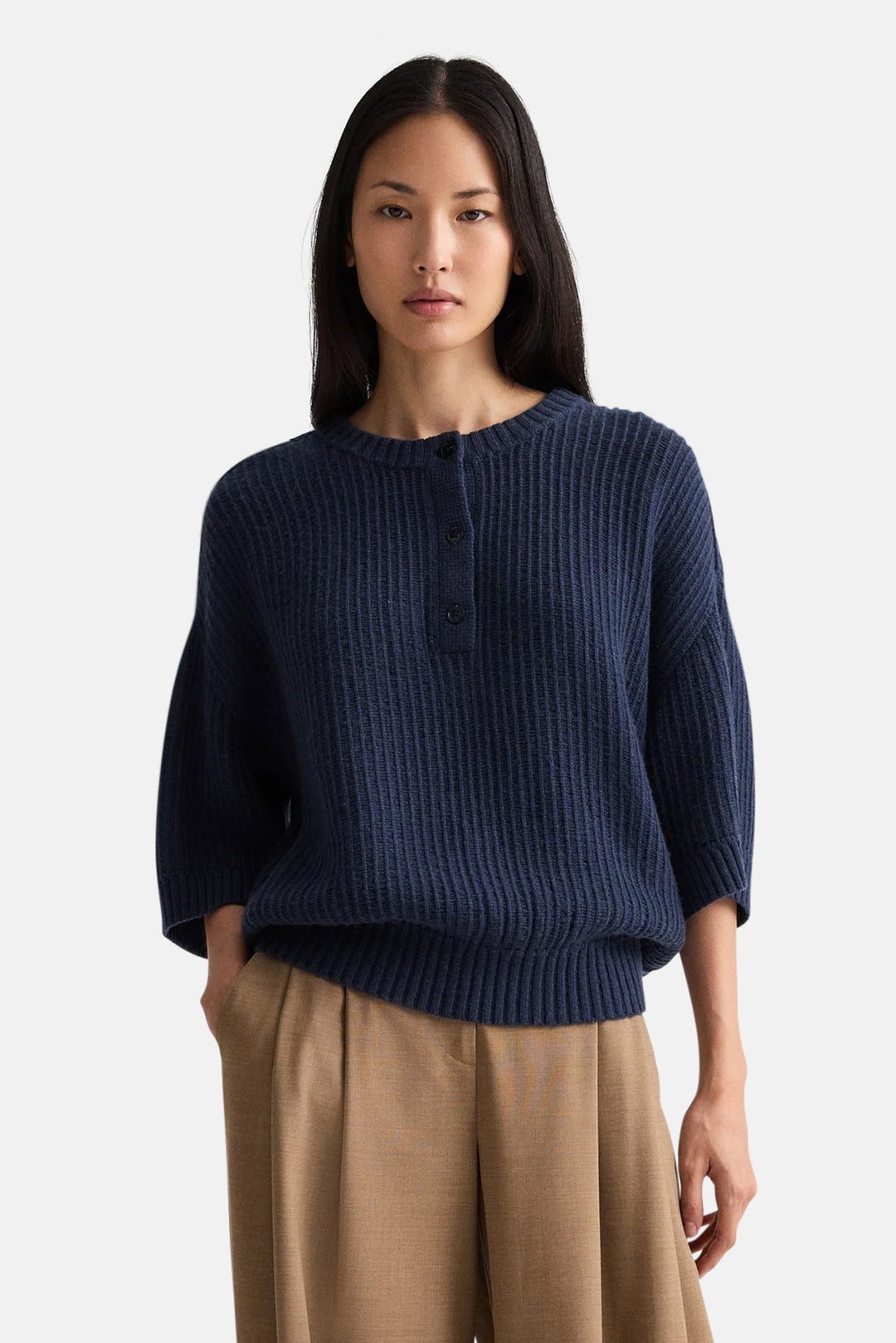 Short Sleeve Henley in Italian Cashmere Night Sky