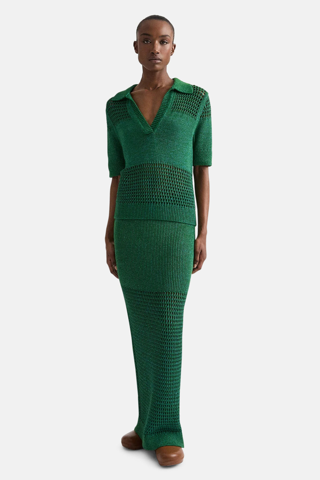 Slightly Oversized Open Knit Polo in Silk Blend Yarn Martini Olive / Chesapeake Bay