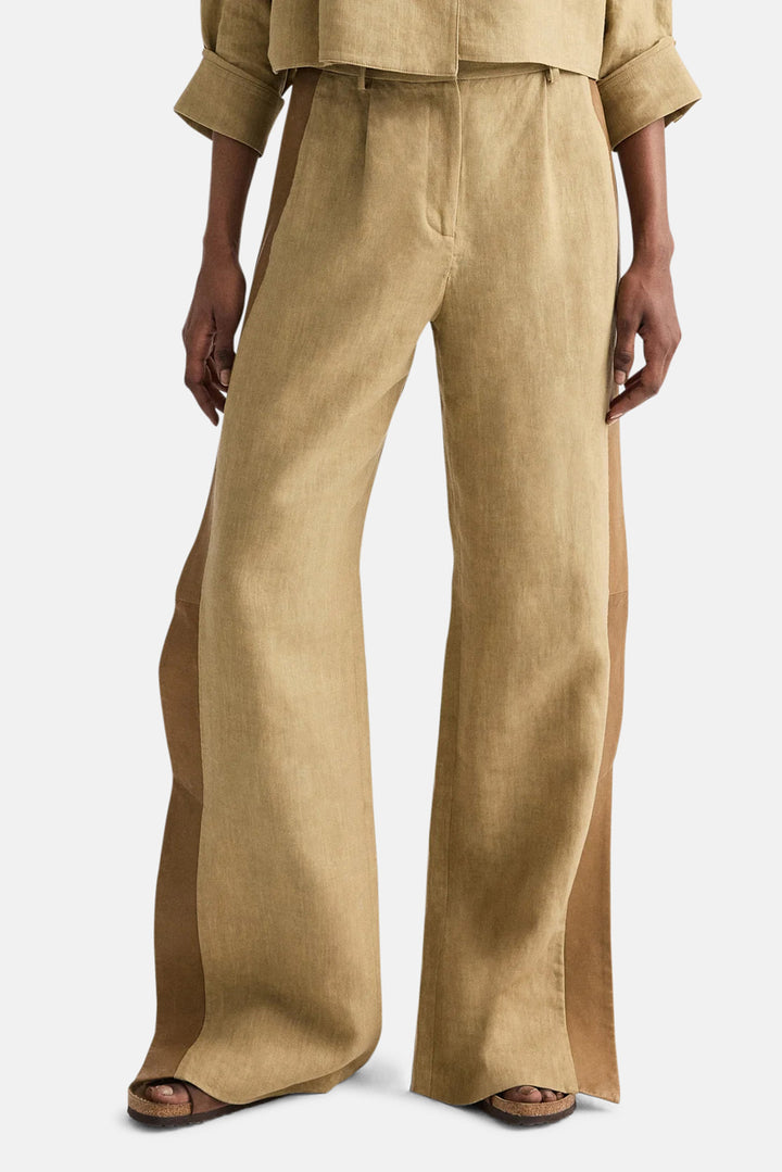 Slim A Pant with Lip Tux in Plain Weave Linen Kelp / Ermine